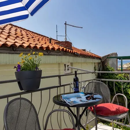 Lanterna Apartament Makarska
