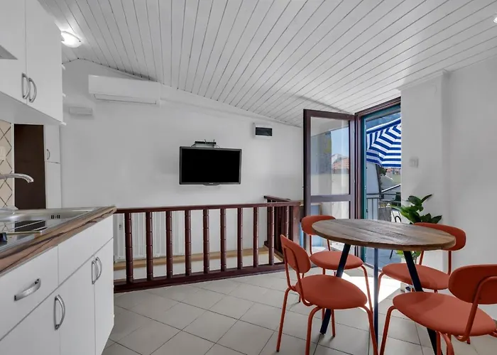Apartman Lanterna *